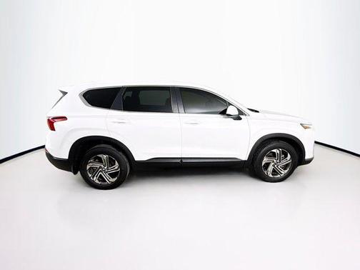 2021 Hyundai SANTA FE SE