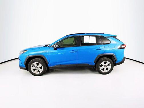 2020 Toyota RAV4 Hybrid SE
