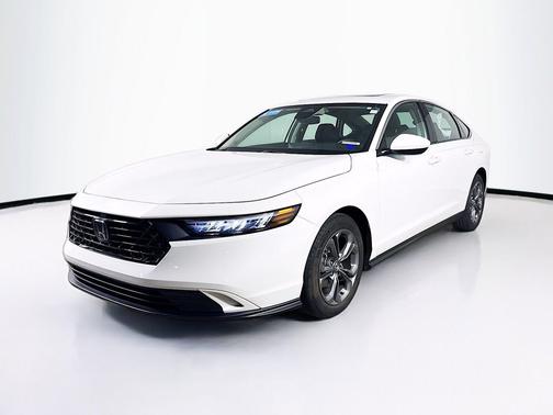 Platinum White Pearl 2024 Honda Accord EX