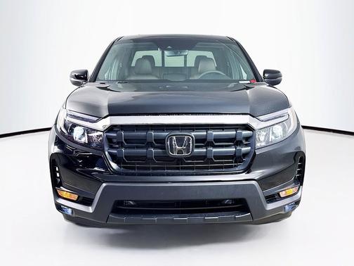 Crystal Black Pearl 2026 Honda Ridgeline RTL