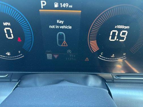 2025 Hyundai KONA SE