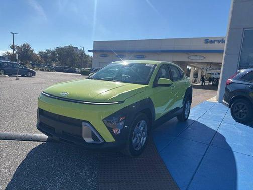 2025 Hyundai KONA SE