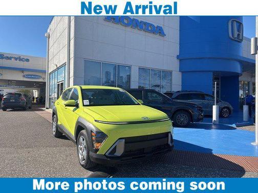 2025 Hyundai KONA SE