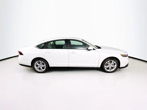 2025 Honda Accord LX 1.5T