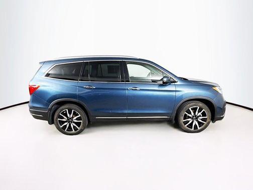 2021 Honda Pilot Touring 8-Passenger