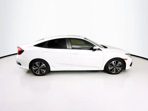 Taffeta White 2018 Honda Civic EX-T