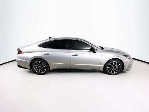 2020 Hyundai SONATA SEL Plus