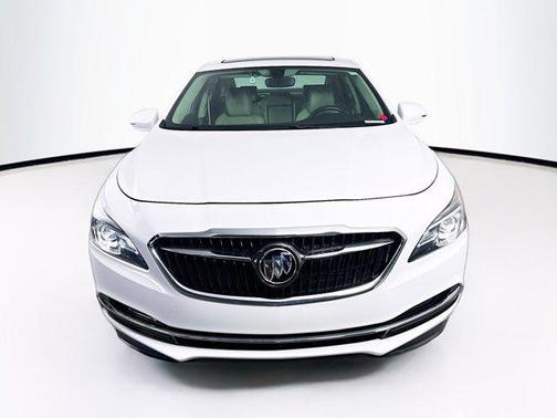 2017 Buick LaCrosse Essence