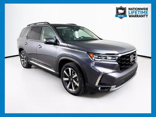2025 Honda Pilot Touring 8-Passenger