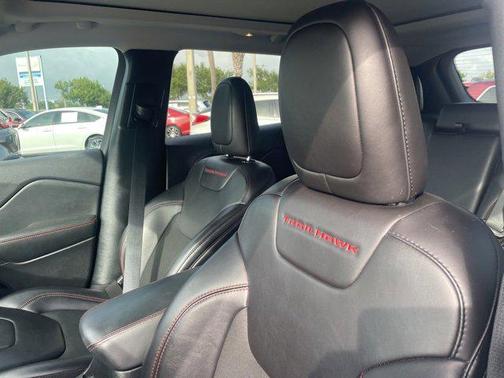 2021 Jeep Cherokee Trailhawk
