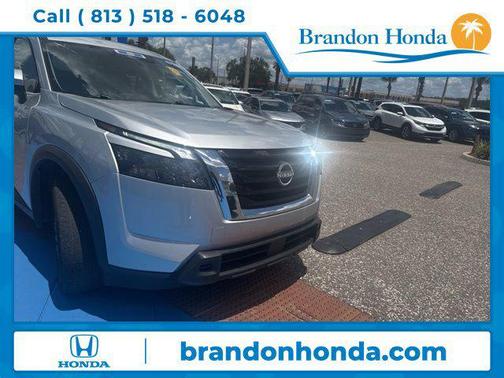 Brilliant Silver Metallic 2025 Nissan Pathfinder SV FWD