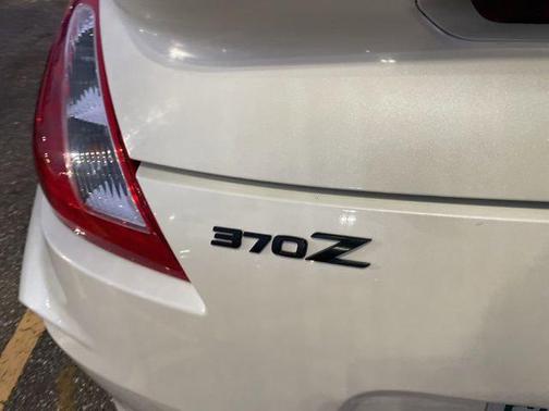 Pearl White 2015 Nissan 370Z NISMO Tech