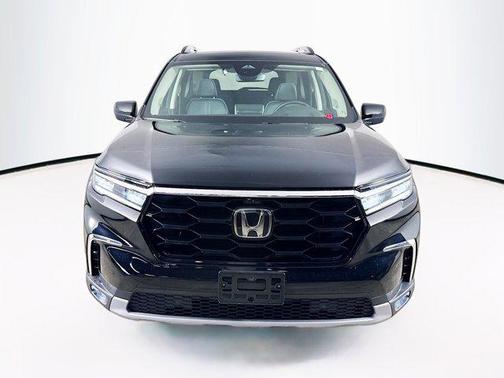 2023 Honda Pilot AWD Elite