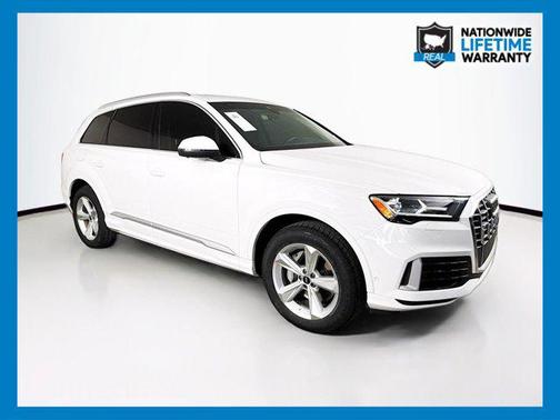 2022 Audi Q7 55 Premium