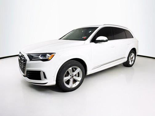 2022 Audi Q7 55 Premium