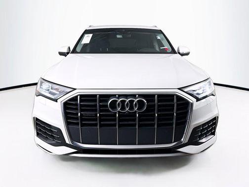 2022 Audi Q7 55 Premium