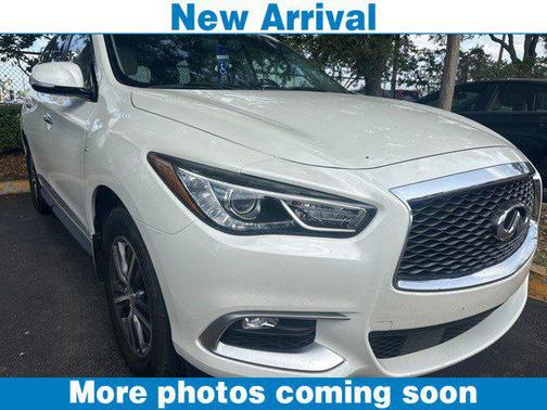2016 INFINITI QX60 Base