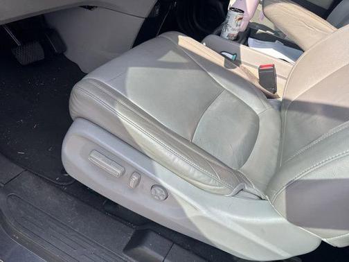 Gray 2018 Honda Odyssey EX-L