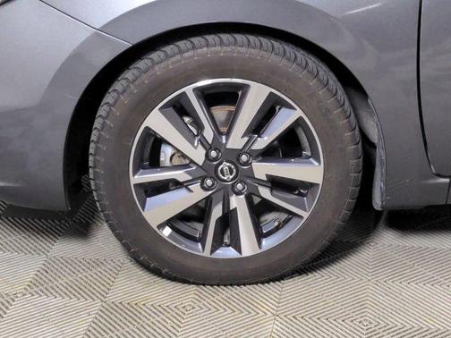 2020 Nissan Versa 1.6 SV