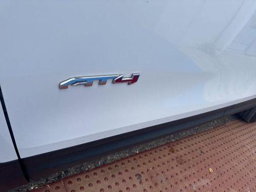 2024 GMC Terrain AWD AT4