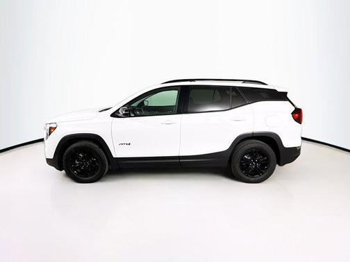 2024 GMC Terrain AWD AT4