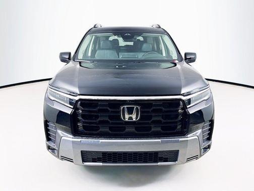 2026 Honda Pilot Touring 8-Passenger