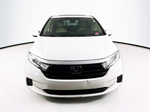 Platinum White 2023 Honda Odyssey Elite