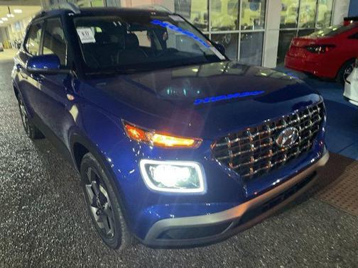 2025 Hyundai VENUE Limited