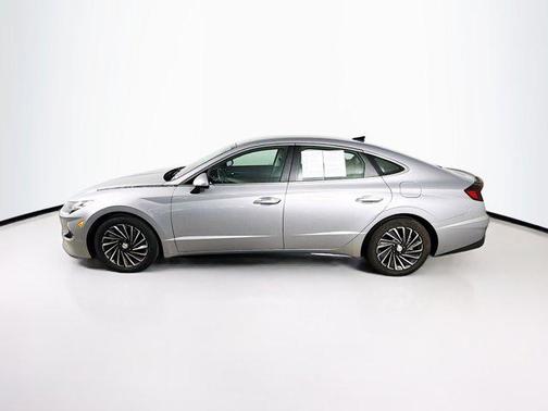 2023 Hyundai SONATA Hybrid SE