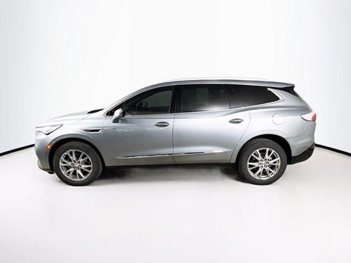2023 Buick Enclave Essence FWD
