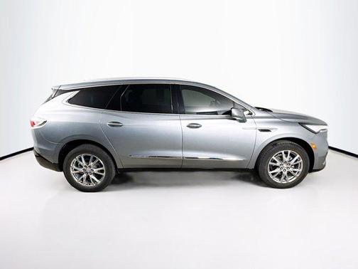 2023 Buick Enclave Essence FWD