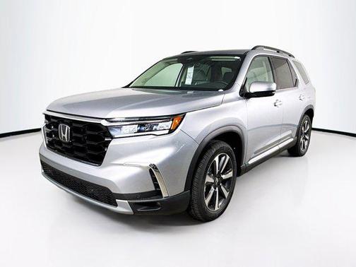 2025 Honda Pilot Touring 8-Passenger
