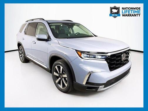 2025 Honda Pilot Touring 8-Passenger