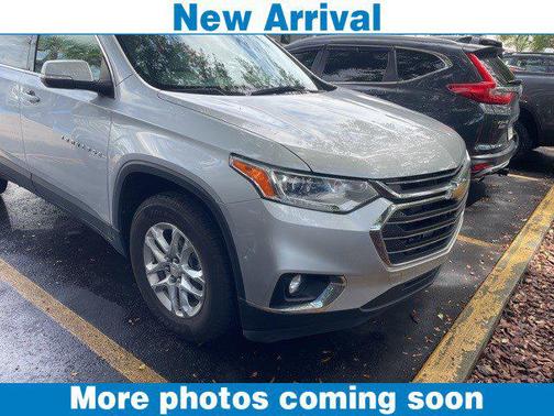 2021 Chevrolet Traverse LT Cloth