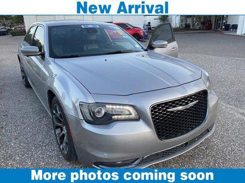 2018 Chrysler 300 S