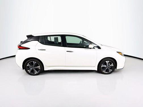 2022 Nissan Leaf SV PLUS 62 kWh
