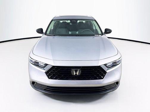 Solar Silver Metallic 2026 Honda Accord SE