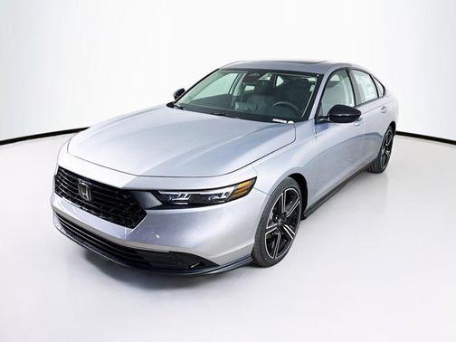 Solar Silver Metallic 2026 Honda Accord SE