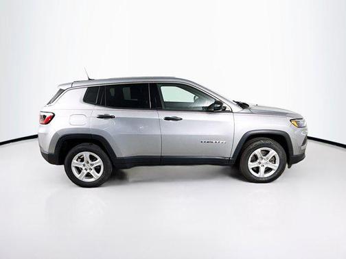 2023 Jeep Compass Sport