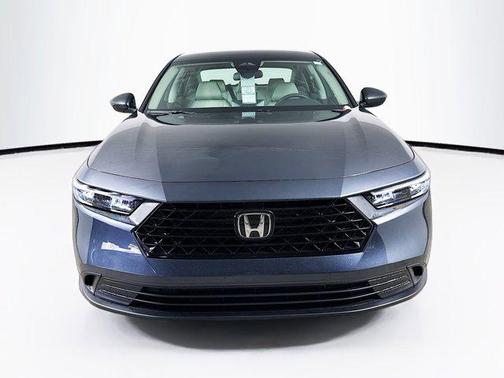 2025 Honda Accord LX 1.5T