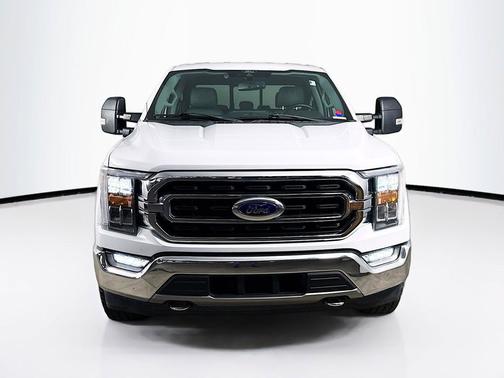 Oxford White 2021 Ford F-150 XLT