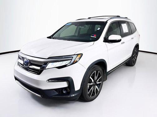 2022 Honda Pilot Touring 8-Passenger