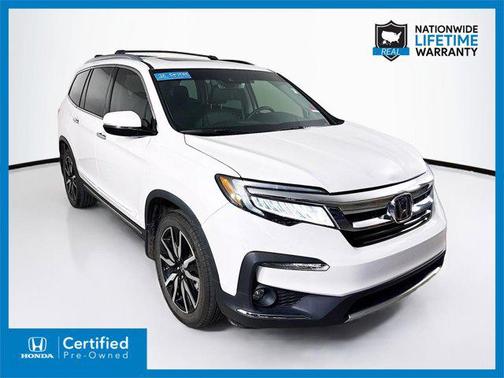 2022 Honda Pilot Touring 8-Passenger