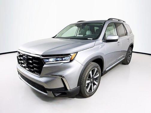 2025 Honda Pilot Touring 8-Passenger