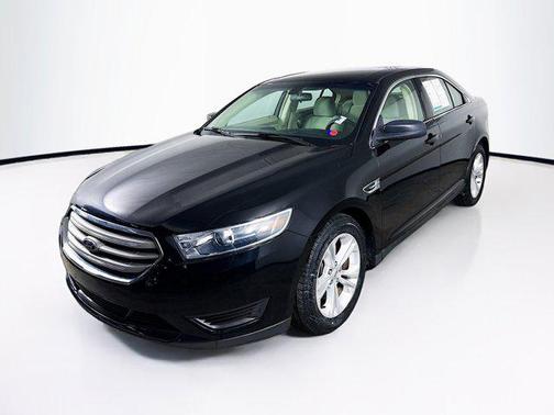 2018 Ford Taurus SE