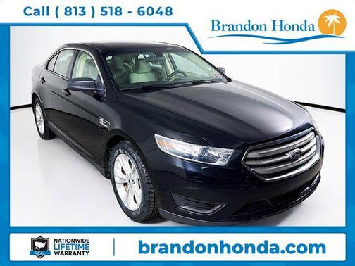 2018 Ford Taurus SE