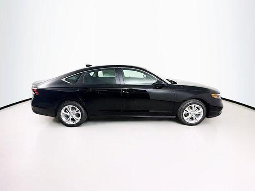 2025 Honda Accord LX 1.5T