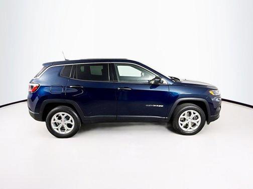 2024 Jeep Compass Sport