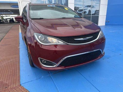 2019 Chrysler Pacifica Touring-L Plus