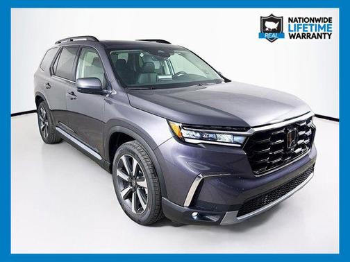 2025 Honda Pilot Touring 8-Passenger